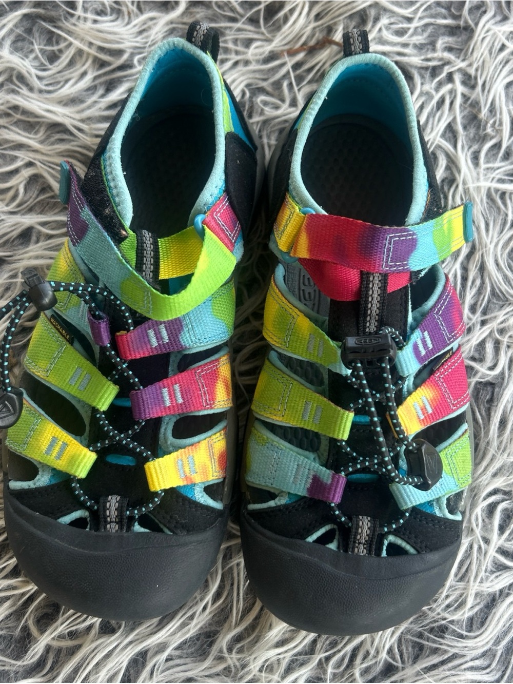 Keen Sandals Unisex Youth Size 4 Rainbow Tie Dye Hiking Shoes Water. Very good u